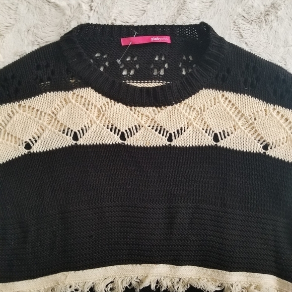 Pinkyotto Black Cream Crochet Knit Sweater Ebony Striped Crew Neck - Picture 3 of 10